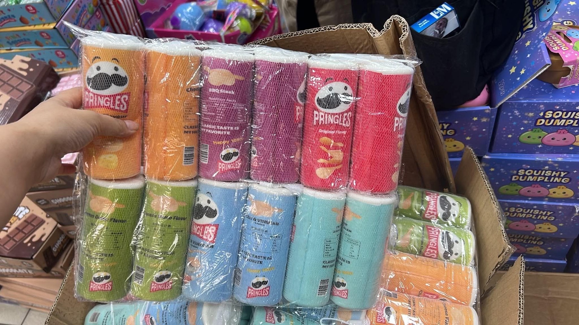 squishy pringles