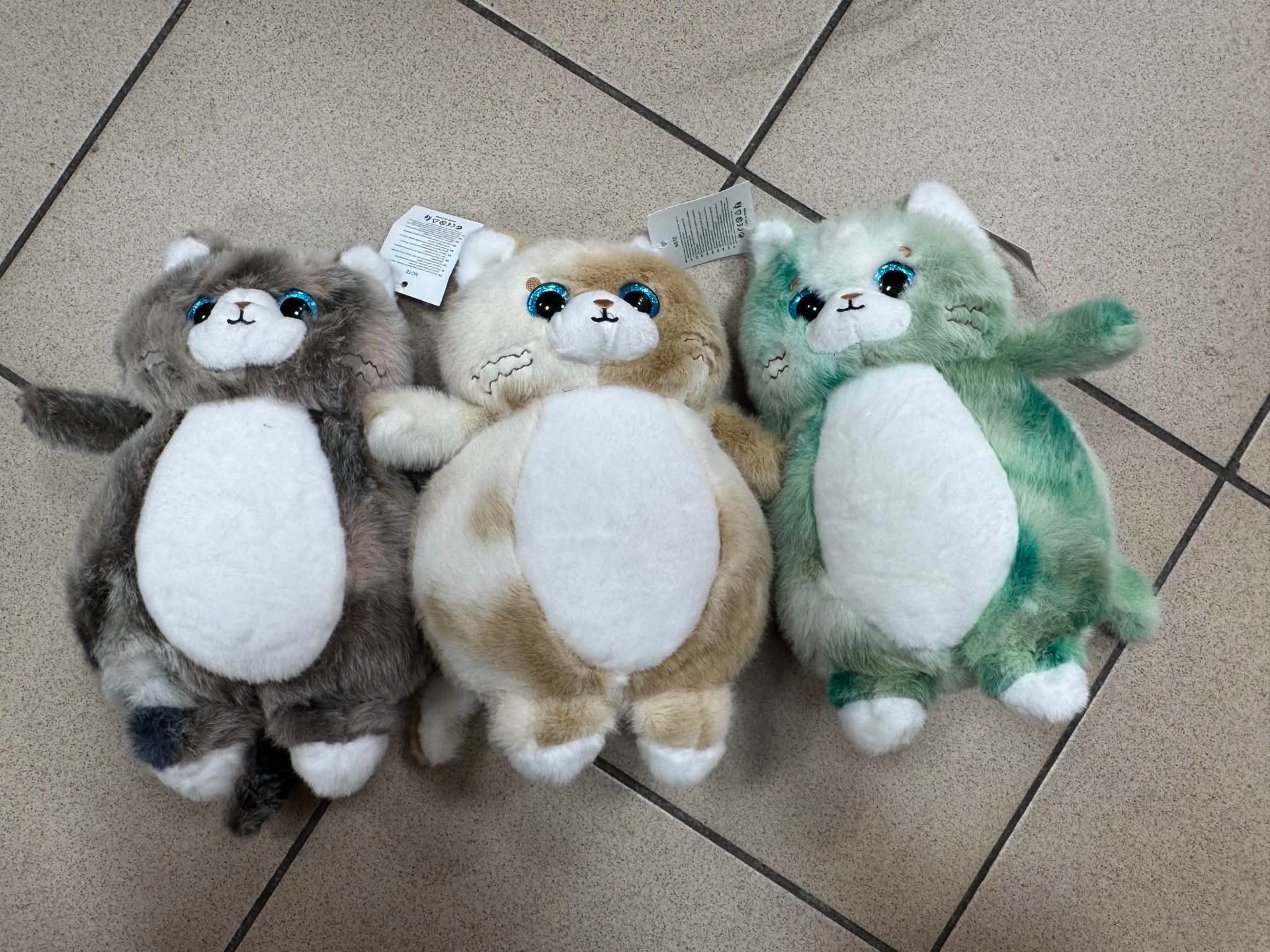 nowy maskotka kot/ 23cm