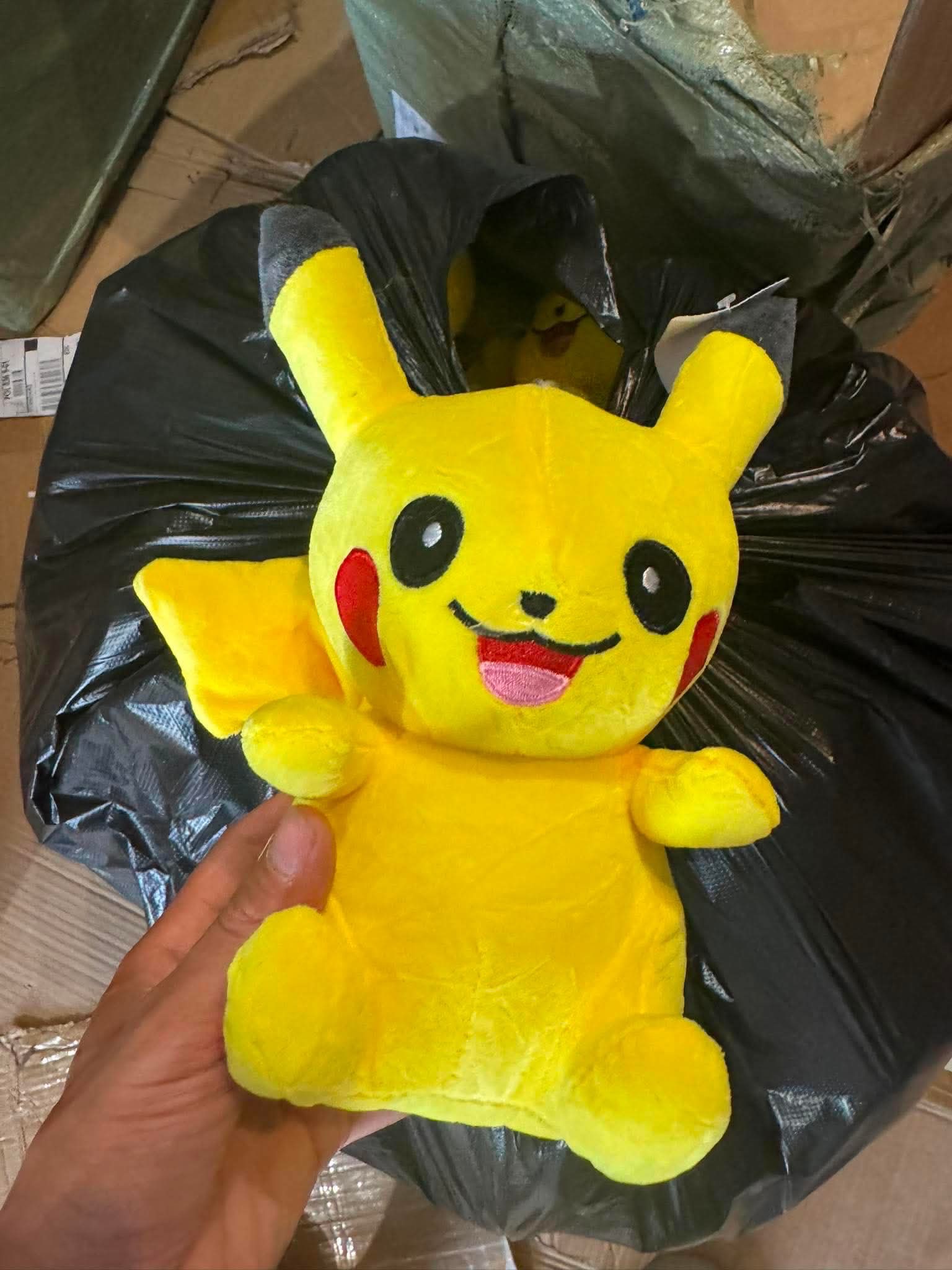 maskotka pokemon 25cm