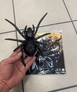 Świecący pająk halloween